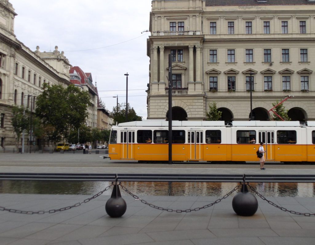 Tranvía de Budapest. Anabmon
