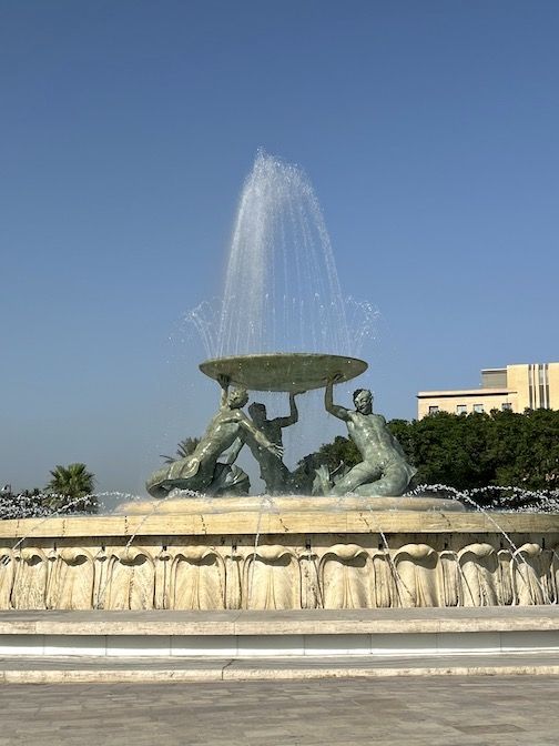 Fuente Tritón en qué ver y hacer en la Valeta.