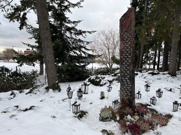 Cementerio Hietaniemi. Anabmon