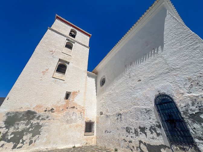 Iglesia Nuestra Sra. Rosario. Anabmon