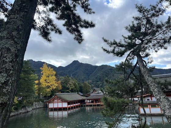 Santuario Itsukushima. Anabmon